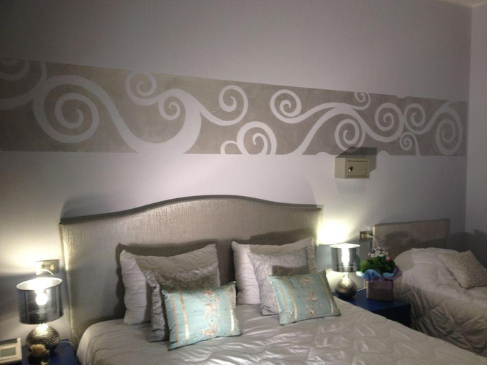 Bedroom 2, Hotel International, Brescia