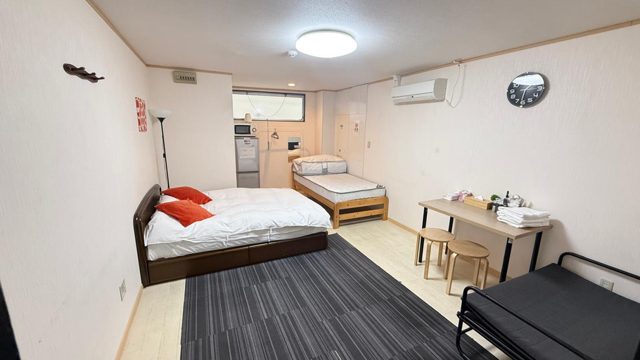 Bedroom 2, Osaka Namba South302bwififree, Osaka