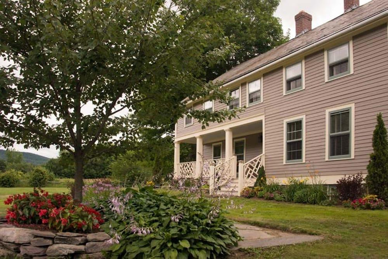 Exterior & Views, Deer Brook Inn, Windsor