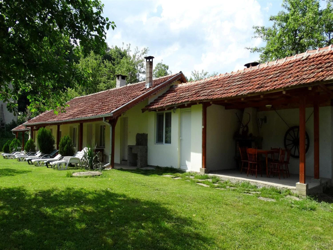 Others 4, Roden Dom Holiday Home, Apriltsi