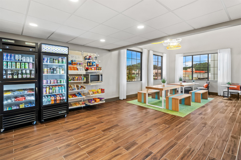 Food & Drinks 4, Spark by Hilton Duluth, Gwinnett