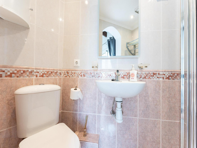 Bathroom 4, Lively Apartment in Mijas With Private Balcony, Málaga