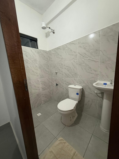 Bathroom 3, Departamentos Imperial, Encarnación
