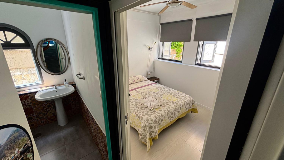 Bedroom 2, Tenerife Experience Hostel, Santa Cruz de Tenerife