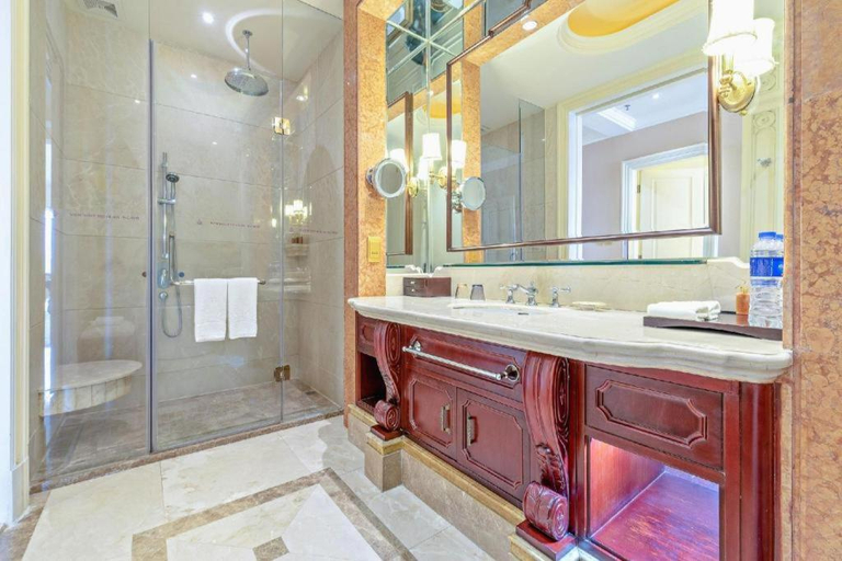 Bathroom 4, Dragon Lake Princess Hotel, Guangzhou