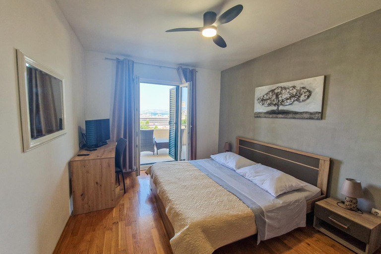 Bedroom 4, Apartment Renata + PRIVATE swimming pool in SPLIT, Split