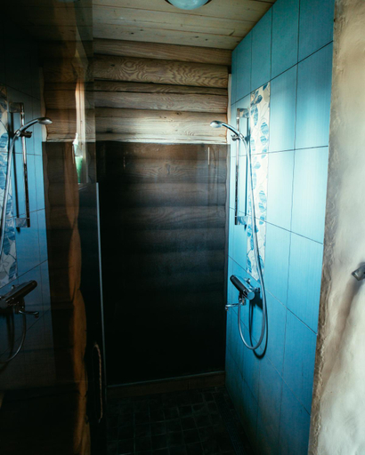 Others 4, Romantic stay at loghouse VaikeTeeMaja, Saku