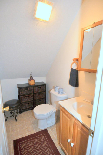 Bathroom 3, Trails End River Retreat - Riverside, Morgan