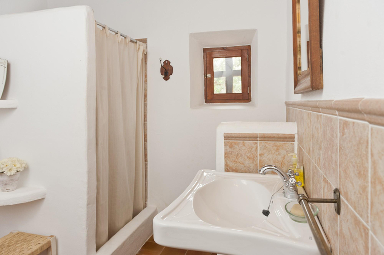 Bathroom 3, CAN GUILLO, Baleares