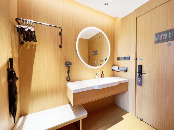 Bathroom 4, Ji Hotel Shenzhen Guangming Shijiangu, Shenzhen