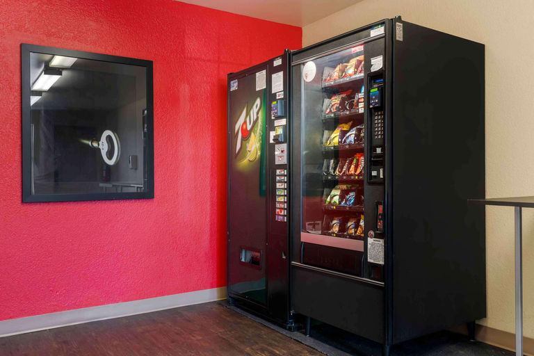 Food & Drinks 5, Extended Stay America - Santa Rosa - South, Sonoma