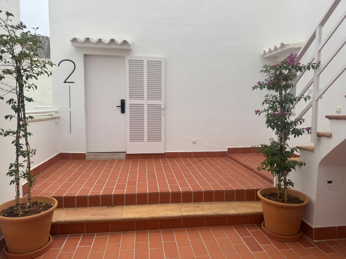 Others 4, IROCO HOSTAL, Baleares