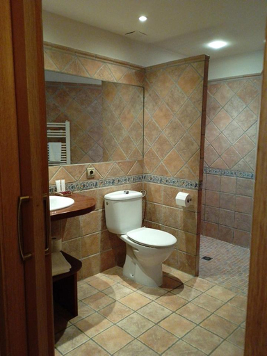 Bathroom 4, Hostal Cabreres, Barcelona