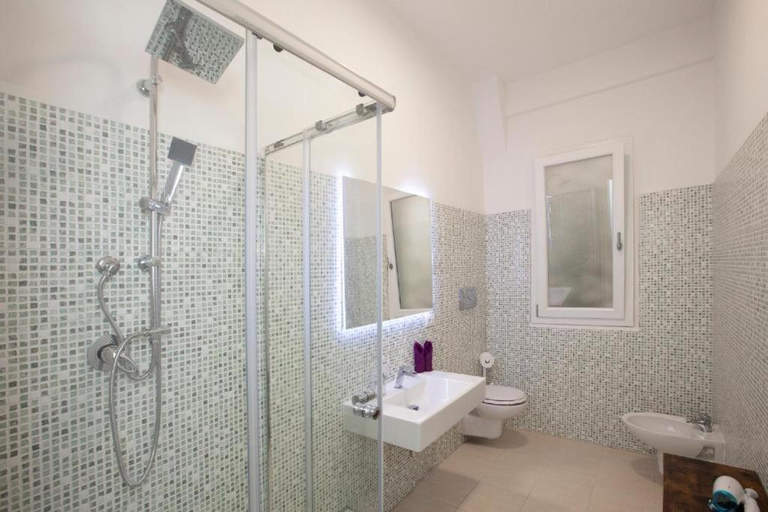 Bathroom 3, Eva Luxury Bastione, Cagliari