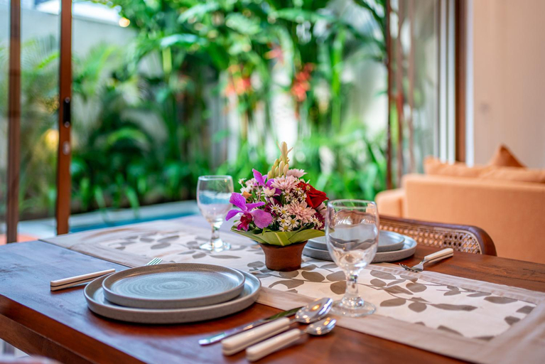 Food & Drinks 5, Villa Boha Seminyak, Badung