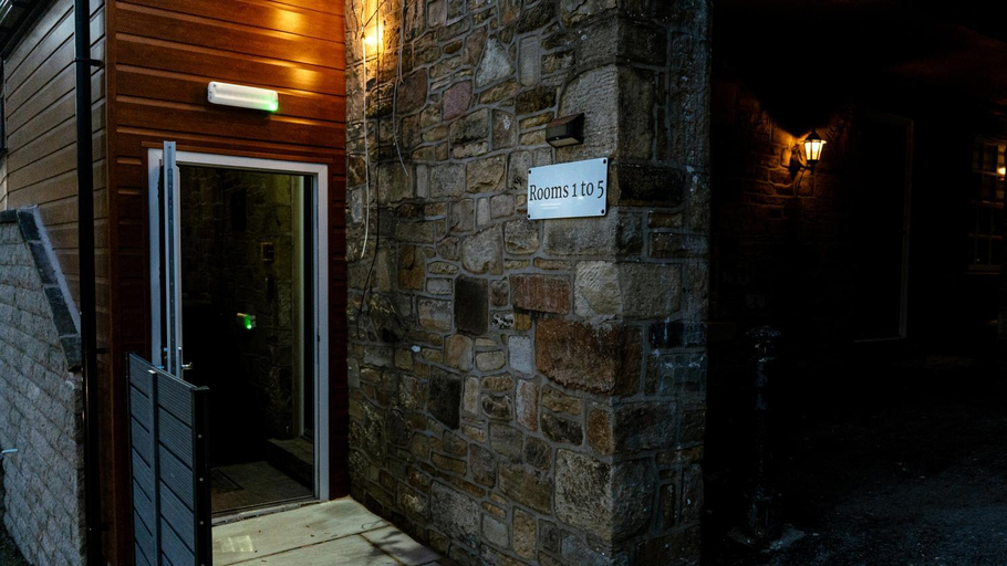 Exterior & Views 1, The Sycamore Inn, Derbyshire