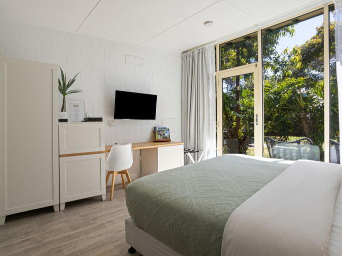 Bedroom 2, Beach Holiday Apartments Motel, Melbourne