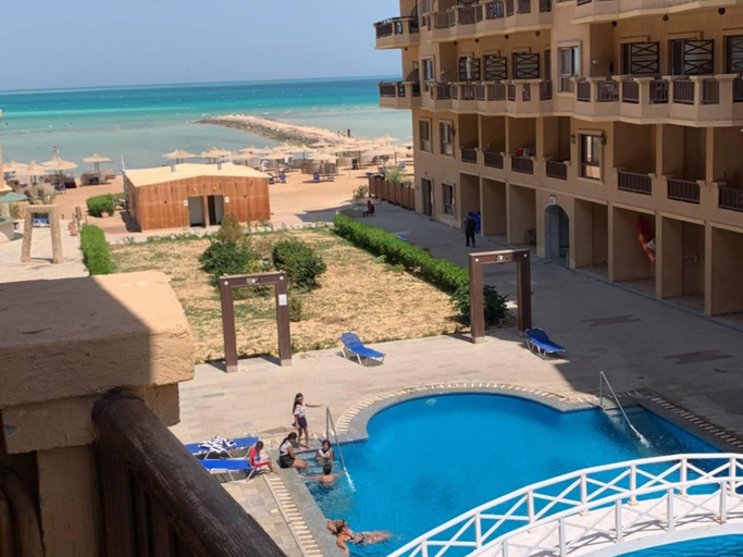 Sport & Beauty 5, Bedroom Chalet Turtles Beach, Side Sea View, Al-Ghurdaqah