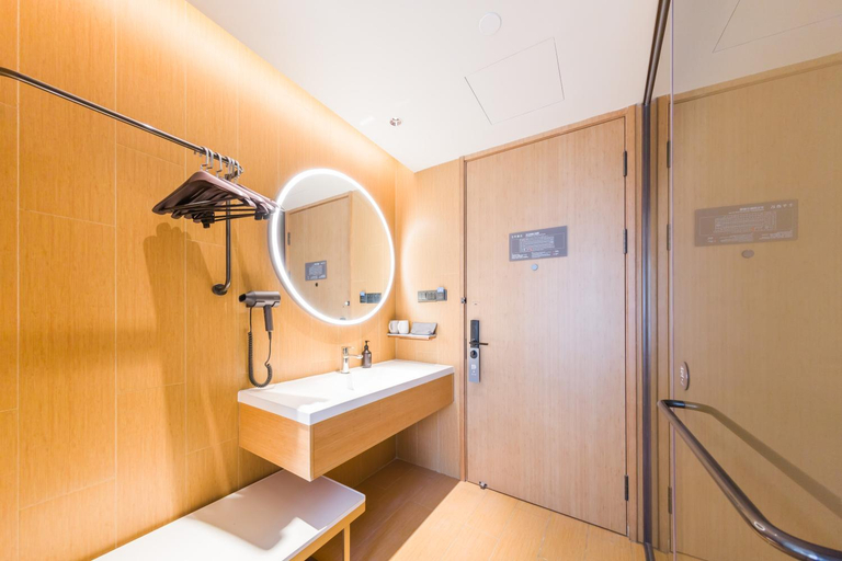 Bathroom 4, JI Hotel Shanghai Changcheng Building, Shanghai