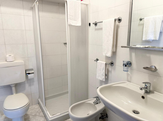 Others 2, Residence Principe di Saronno, Varese