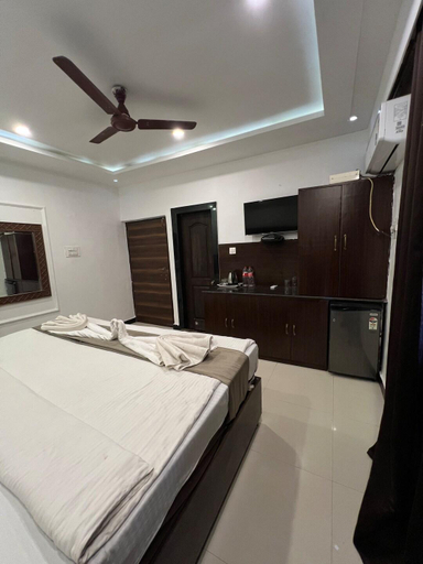 Bedroom 2, SPORTSMAN RESIDENCY (BLUE STAR), North Goa