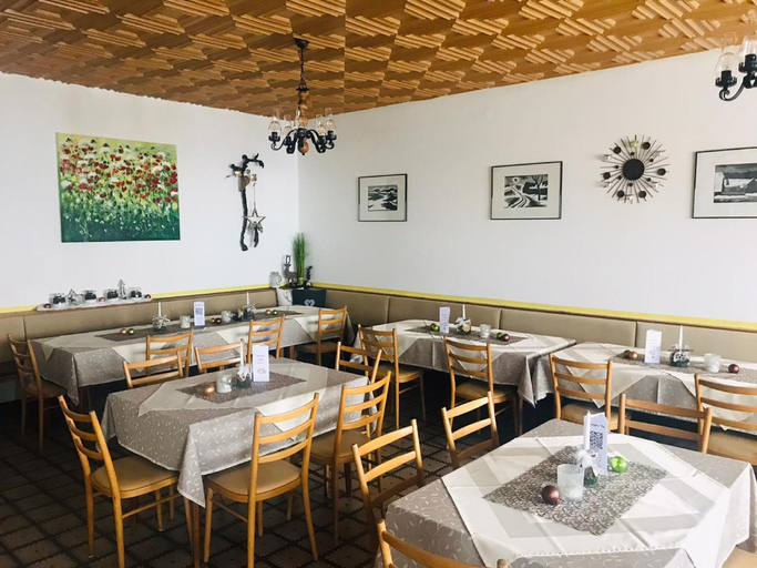 Food & Drinks 5, Braunegger-Hof Gasthof Mayer, Melk