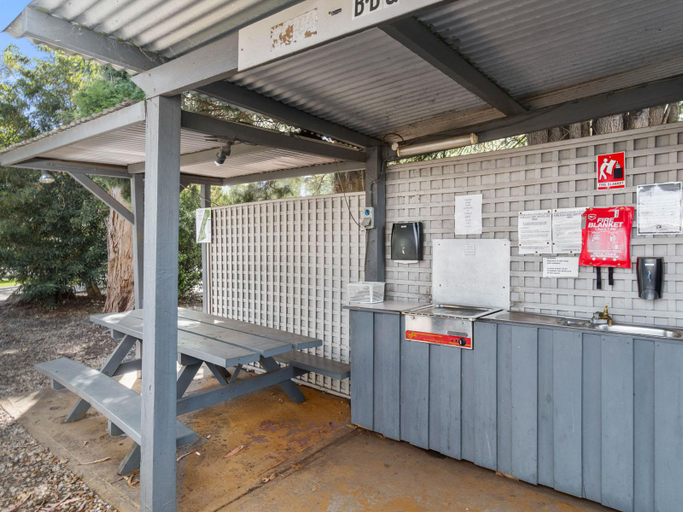 Food & Drinks 4, Mittagong Holiday Park, Wingecarribee