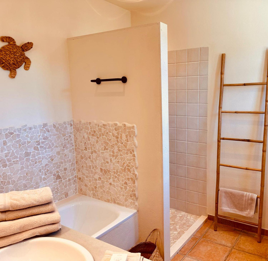 Bathroom 3, Hacienda el Tarajal, Córdoba