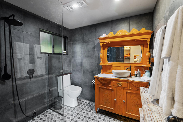 5, Cabane Tiny Tree House, Tamborine Mountain
