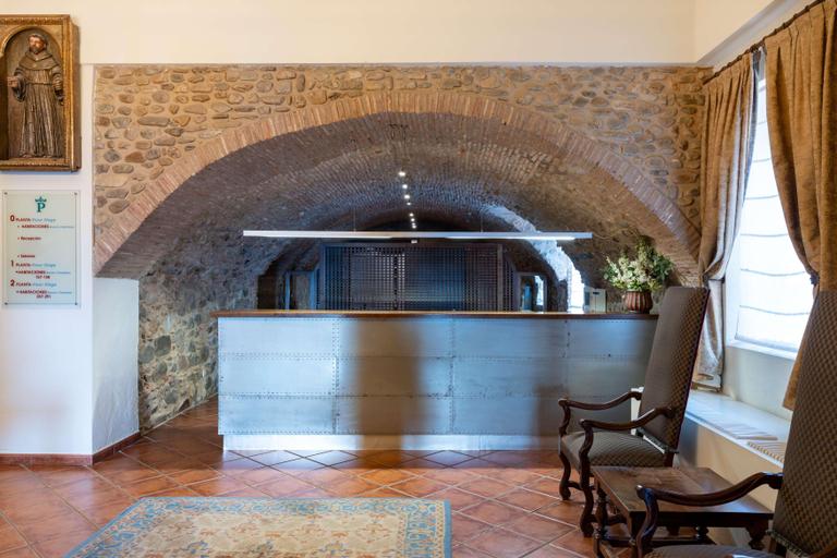 Public Area 2, Parador de Santo Domingo Bernardo de Fresneda, La Rioja