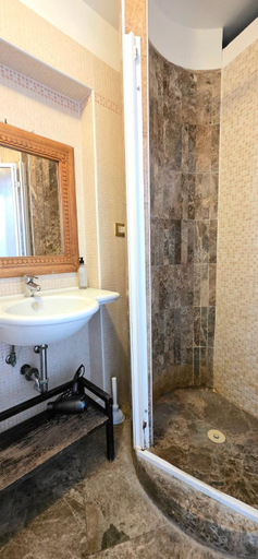Bathroom 3, AmoRoma Home, Roma