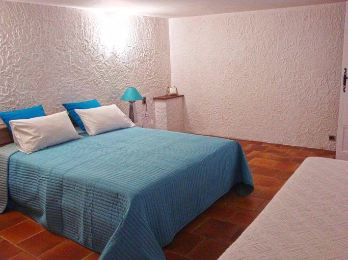 Bedroom 3, Le Patio Bleu, Var