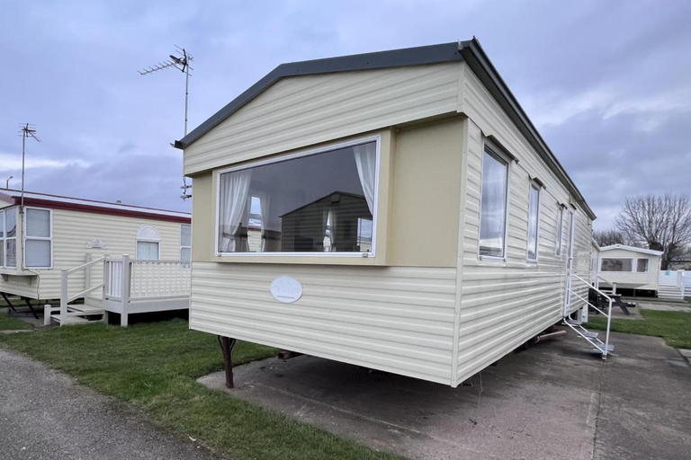 Exterior & Views, 3 Bed Caravan, 8 Berth, Pet Friendly, Parking, Denbighshire