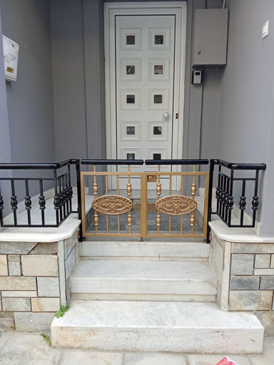 Others 5, The Hidden Loft in Volos Town, Thessaly