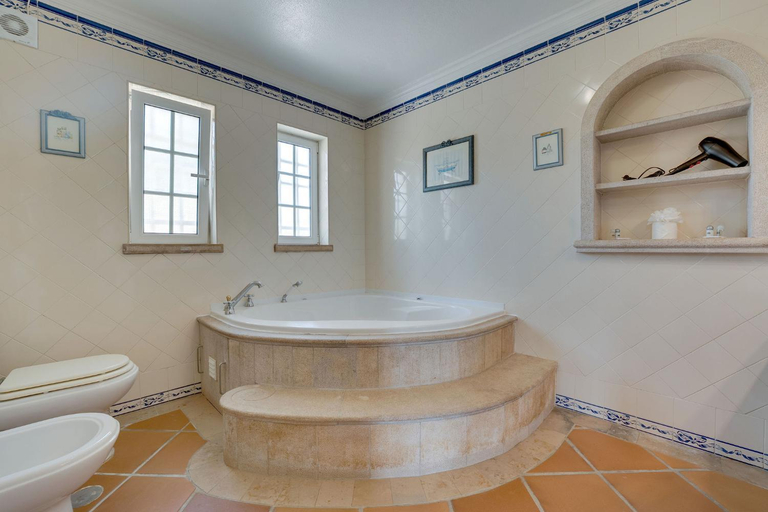 Bathroom 2, Villa das Buganvilias by Delilah Collection, Albufeira