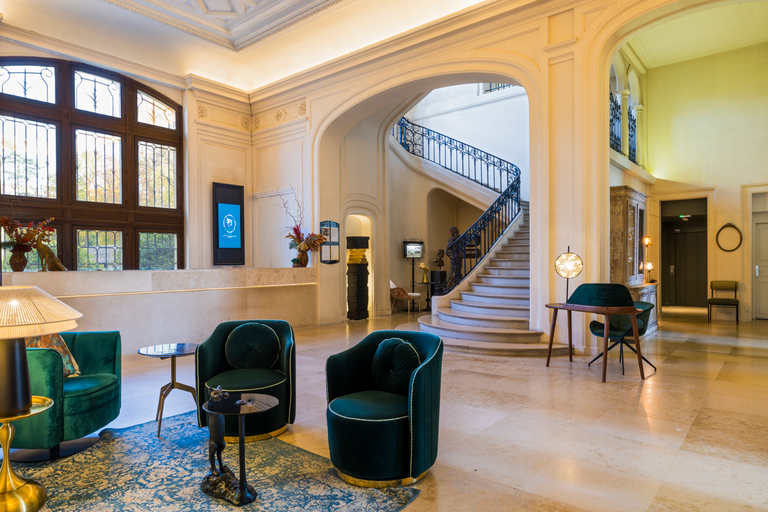 Public Area 4, Château Jeanne & the Forest - Château de Montvillargenne, Oise