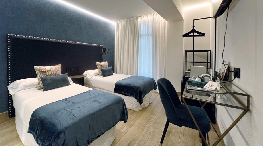 Bedroom 3, Pensión Ama Bilbao, Vizcaya