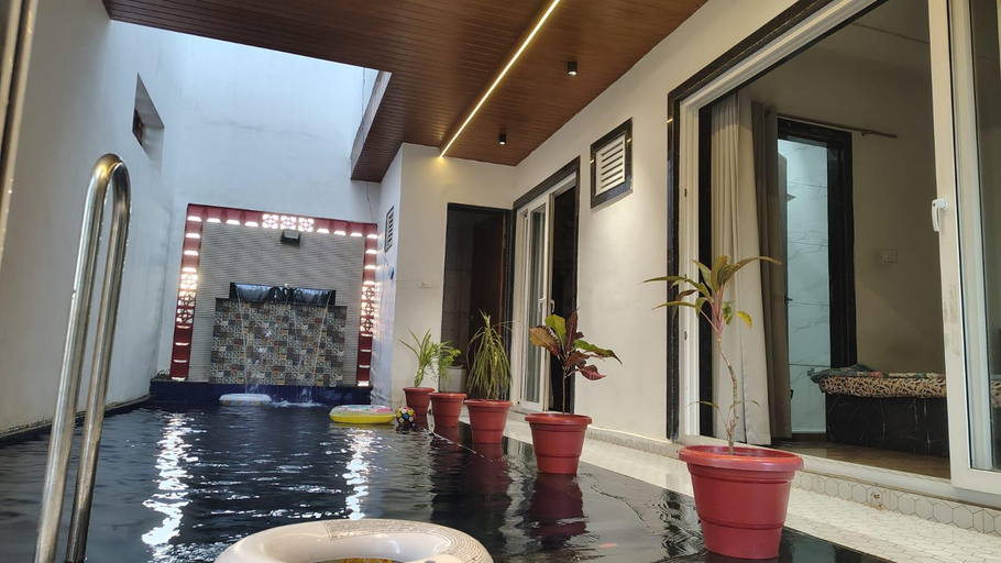 Swimming pool, Dream Villa, Banswara