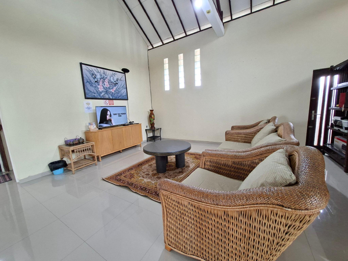 Others 2, Villa Keluarga Bejo Syariah dekat Alun-alun Batu, Malang