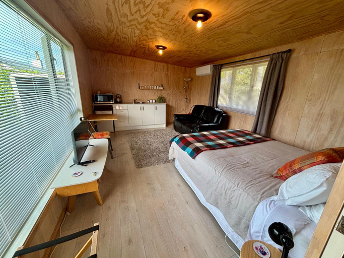 Bedroom 2, Brighton Beach, Dunedin