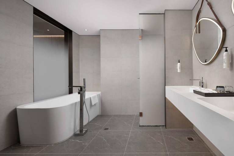Bathroom 4, Wanda Moments Changji, Changji Hui