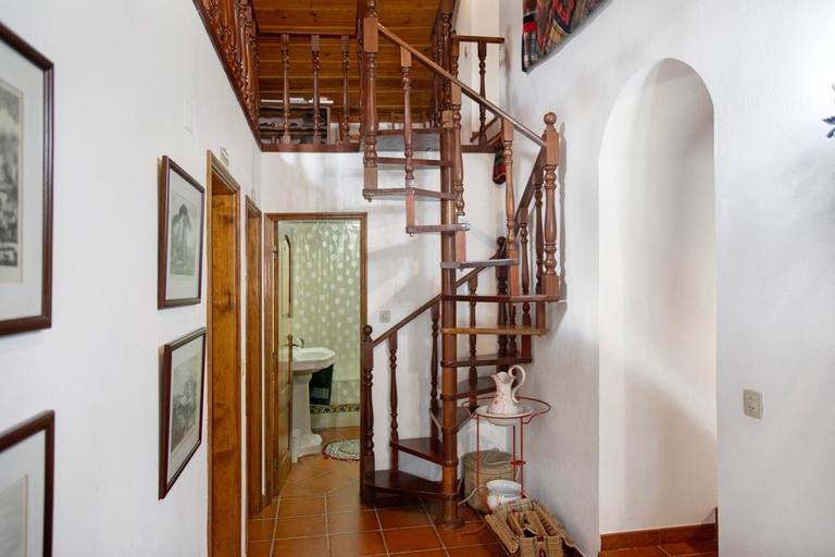 Exterior view 4, Casa do Largo, Porto de Mós