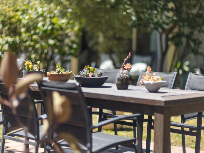Food & Drinks, Beach Holiday Apartments Motel, Melbourne