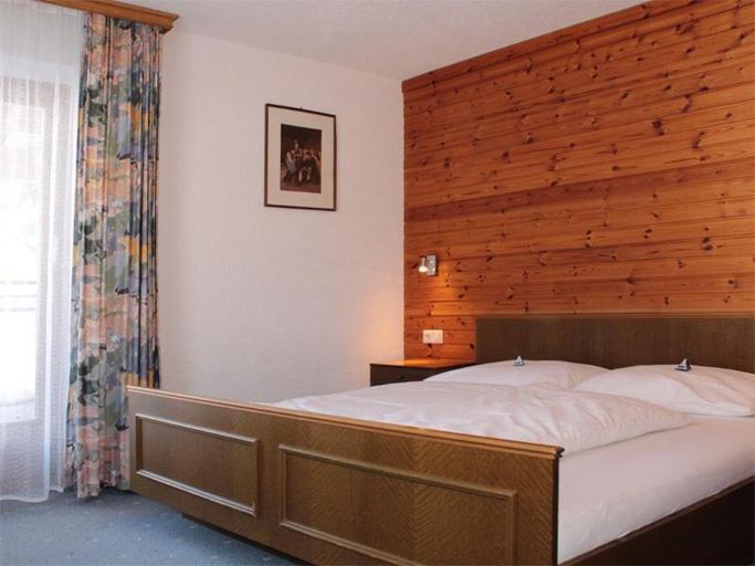 Bedroom 2, Hotel Valisera, Landeck