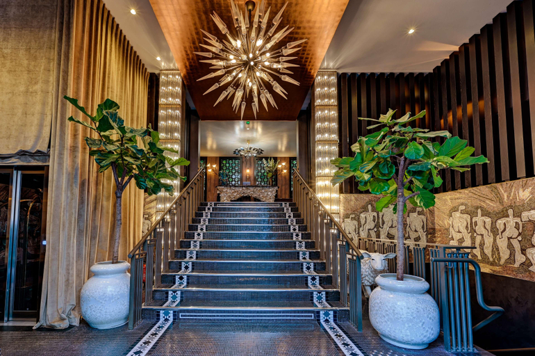 Public Area 5, The One Alma Paris, Paris