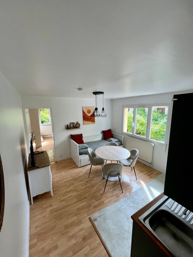 Others 5, Les appartements du lac, Isère