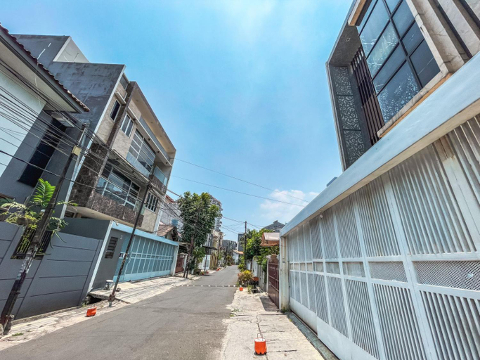 Others 4, Beranda Istirahat Grogol, West Jakarta