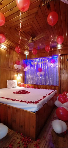 Others 5, Altaf's motel, Raigarh