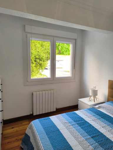 Bedroom 2, Habitacion turistica en Irun, Guipúzcoa