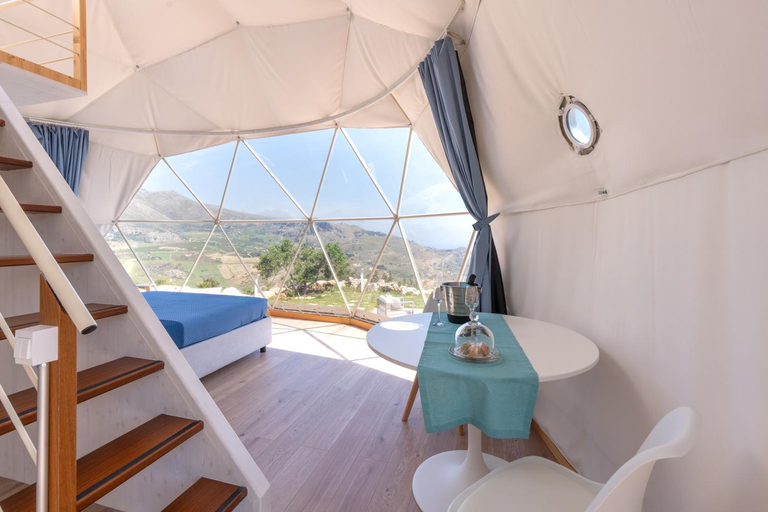Others 4, Dome on the hill with Jacuzzi, Trapani